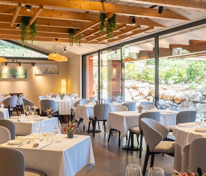 Reserva ya tu mesa para disfrutar del momento